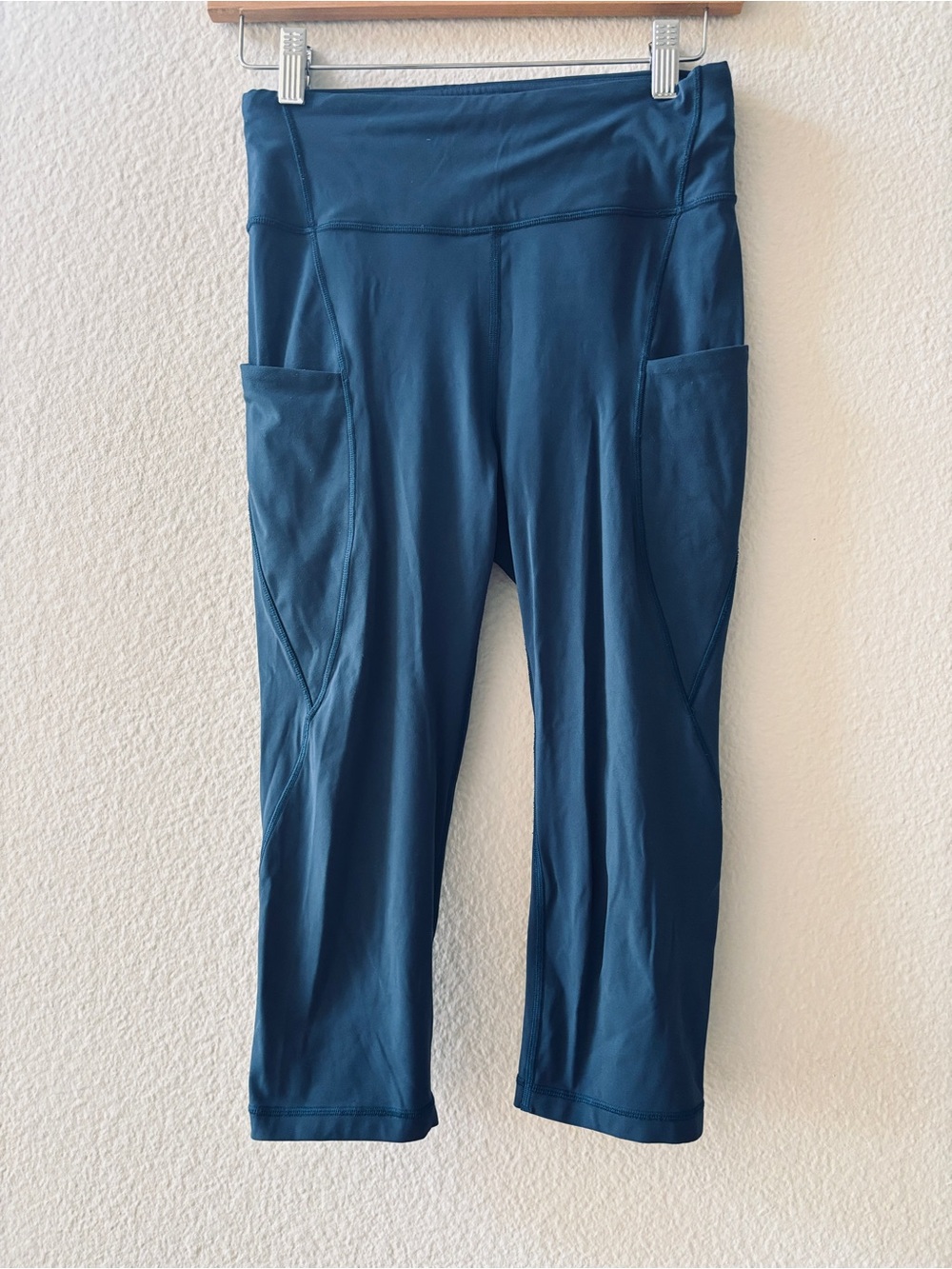 Lululemon Crop Leggings Size 6